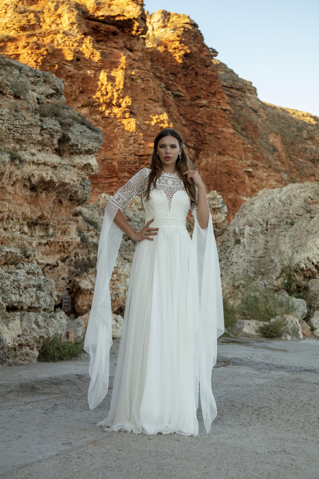 Long Sleeve Open Back Bohemian Lace wedding Dress [4]