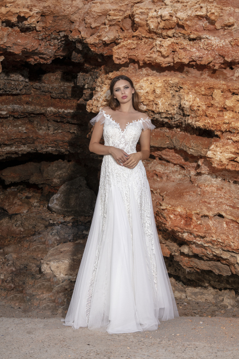 Fulvia- Lace wedding dress [2]