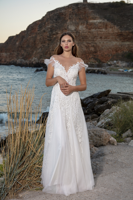 Fulvia- Lace wedding dress [5]