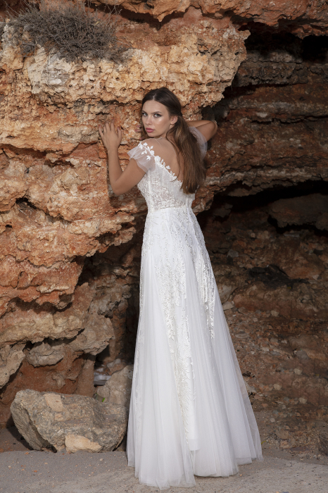 Fulvia- Lace wedding dress [4]