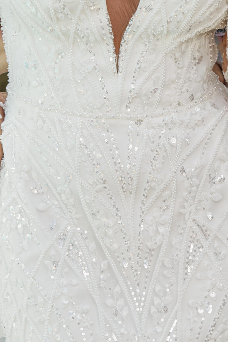 lace sheath wedding dress with detachable train and sleeves [8]
