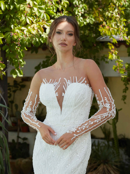 lace sheath wedding dress with detachable train and sleeves [3]