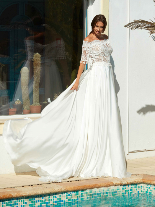 Bohemian off-shoulder wedding gown [7]