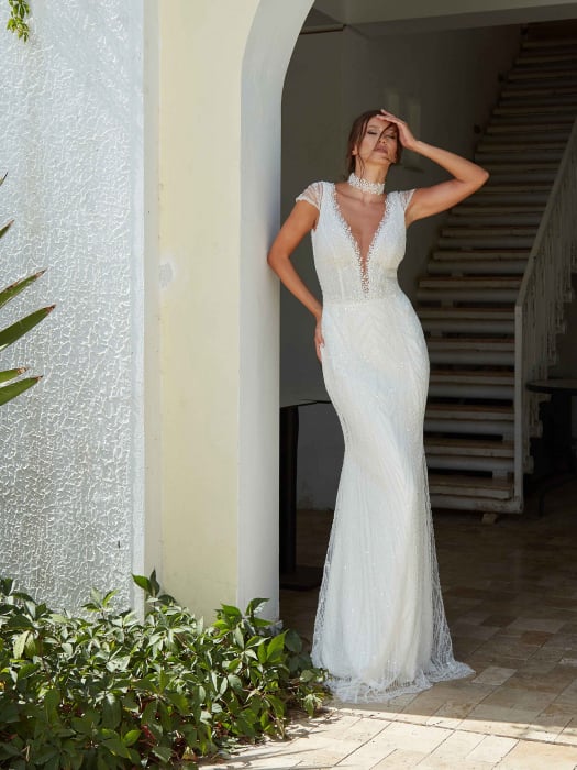 Lace mermaid wedding dress with detachable train [8]