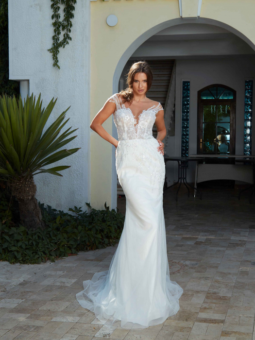Mermaid wedding dress with detachable overskirt [2]