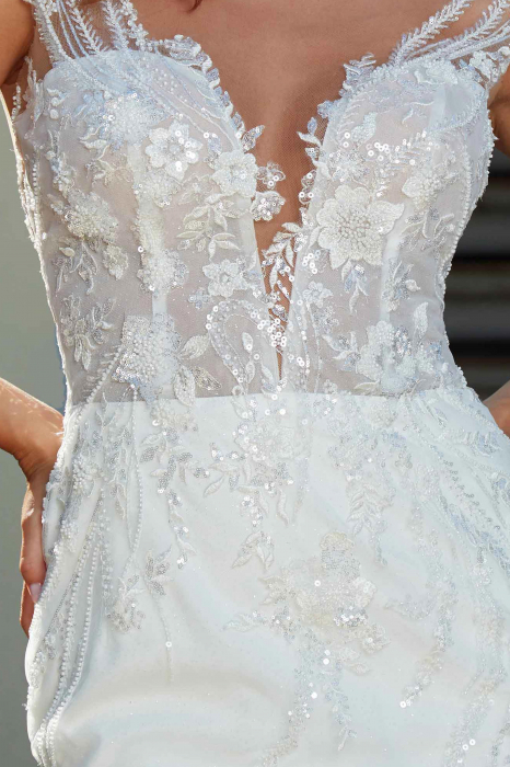 Mermaid wedding dress with detachable overskirt [10]