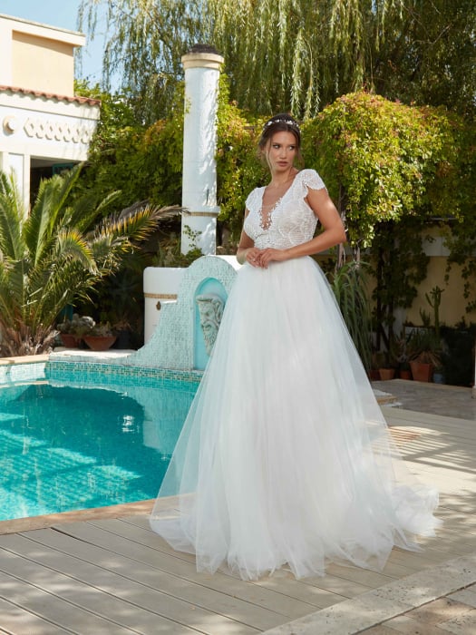 A-line sparkling wedding dress [4]