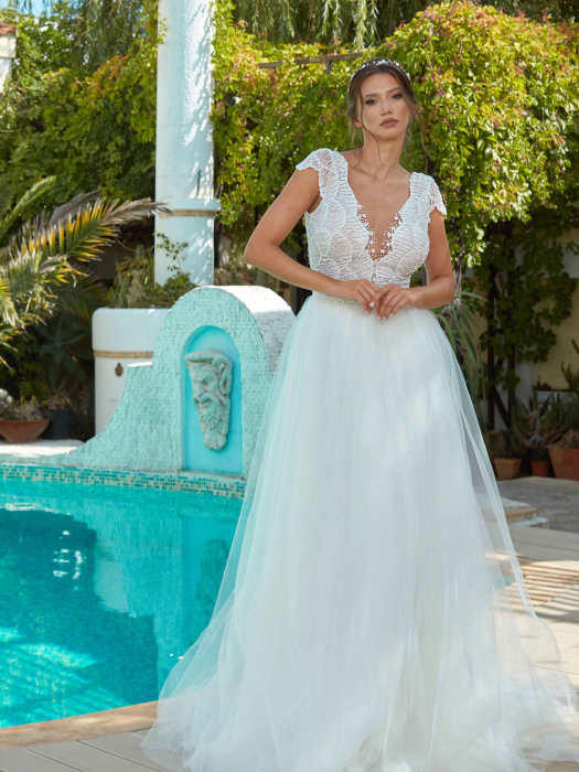 A-line sparkling wedding dress [3]
