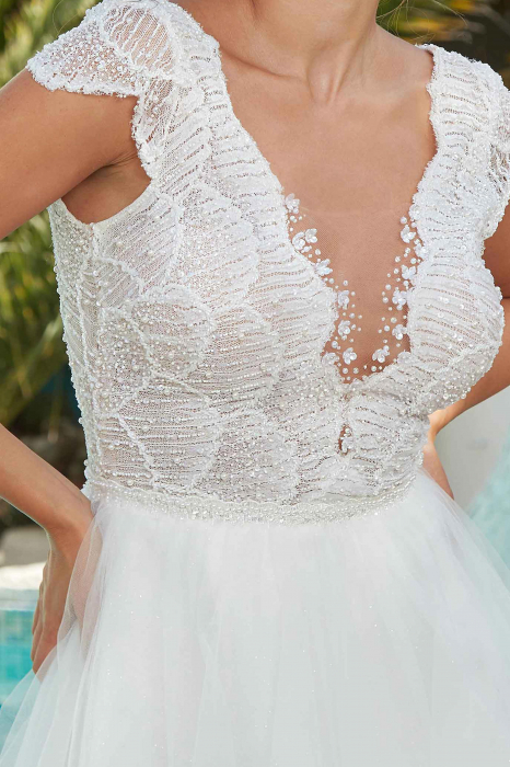 A-line sparkling wedding dress [8]