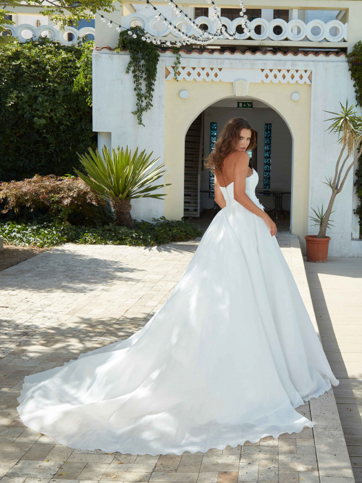 Ivoria- A-line organza wedding dress [6]