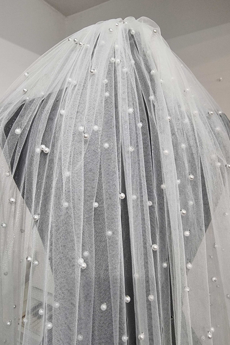 Stunning pearls wedding veil [2]