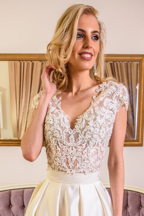 Nautica- Lace top [4]