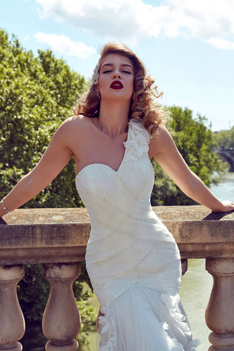 Asymmetrical One-Shoulder Flowers Mermaid Wedding Dress [4]