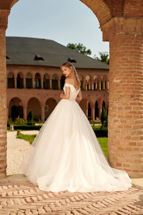 Off-shoulders wedding gown- Destiny [5]