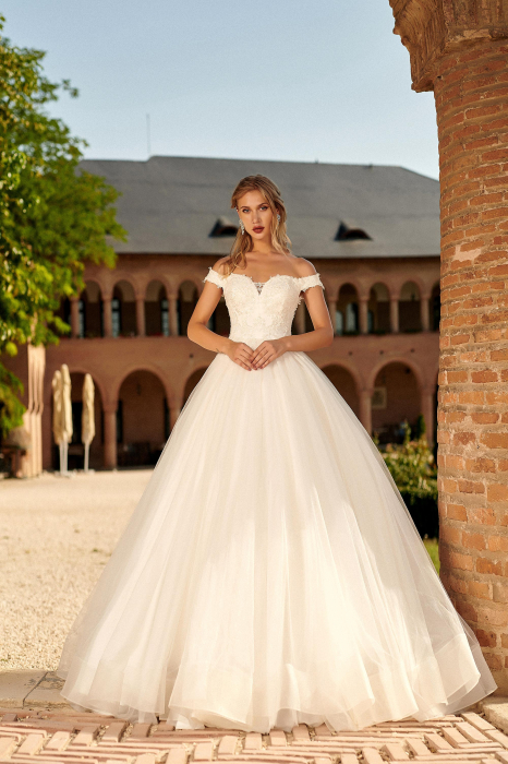 Off-shoulders wedding gown- Destiny [2]