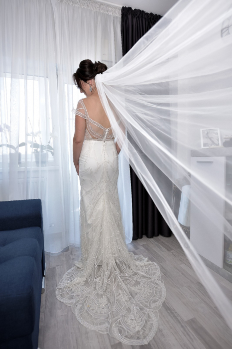One tier simple wedding veil [6]