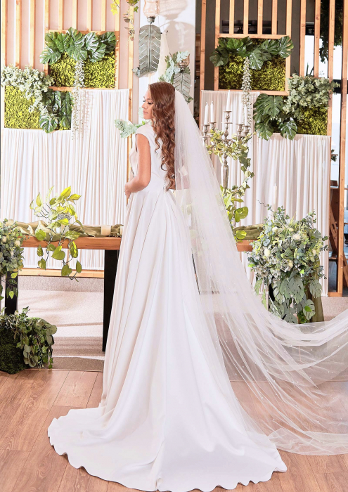 One tier simple wedding veil [3]