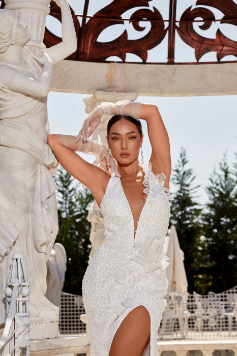 Slit mermaid wedding dress [3]