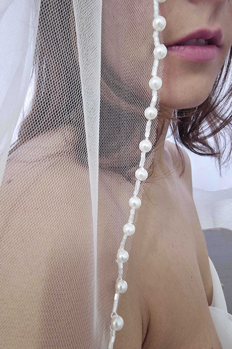 Pearls beaded edge bridal veil [3]