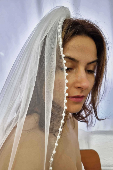Pearls beaded edge bridal veil [1]