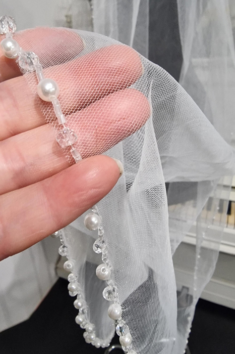 Beaded edge bridal veil [4]