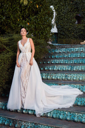 BRIDAL - Lace mermaid wedding dress with detachable train