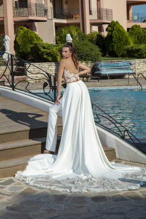 Modern Bridal Pantsuit with Detachable Train [5]