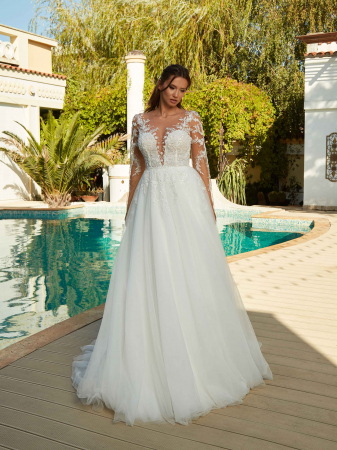 Sparkly & Glitter - A line wedding dress with long sleeves