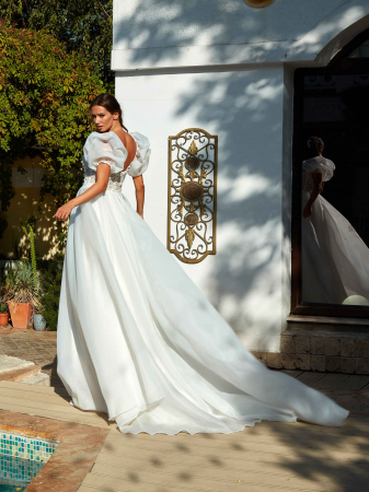Romantic corset wedding dress [5]