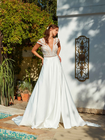 Under $1000 - boho wedding dress