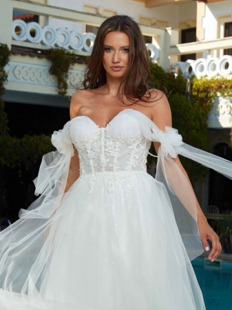 Under $1000 - Lace a-line wedding dress