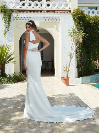 Asymetric satin mermaid wedding dress [2]