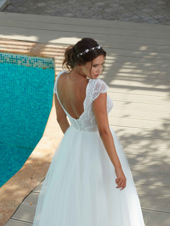 A-line sparkling wedding dress [4]