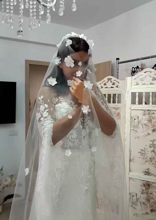 Floral wedding veil [1]