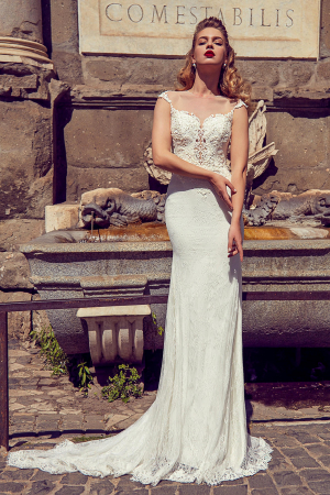 Open Back Chantilly Lace Mermaid wedding Gown [1]