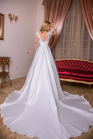Nariko- Elegant satin wedding dress [2]