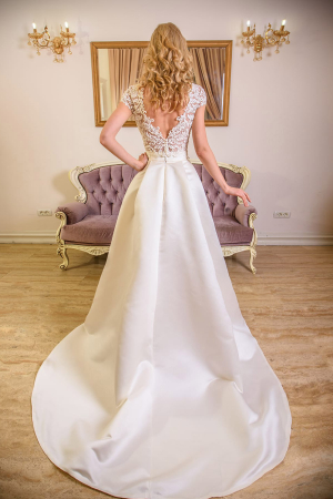 Nautica- High-low wedding dress [2]