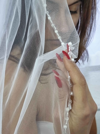 Beaded edge bridal veil