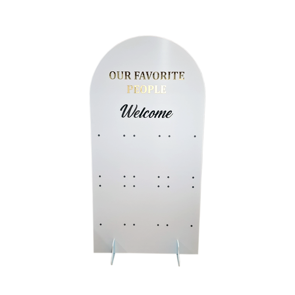 Panou bun venit personalizat pentru nuntă cu lista invitaților și așezarea la mese [1]