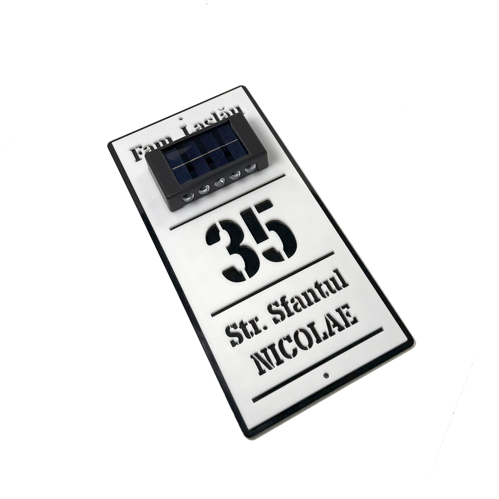 Plăcuță adresă casă din alucobond negru și plexiglas alb cu lumină solară bidirecțională, personalizată cu număr și adresă, design modern. [2]