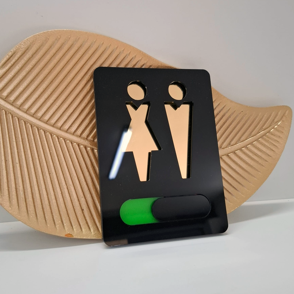 Plăcuță toaletă mixtă din plexiglas negru cu elemente aurii și indicator liber/ocupat verde-roșu. [1]