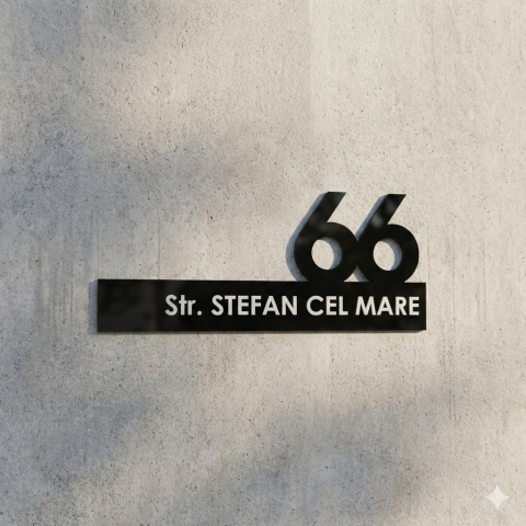 Plăcuță adresă din plexiglas negru – număr decupat și text autocolant [3]