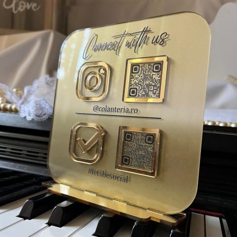 Plăcuță plexiglas auriu cu cod QR personalizat – model satin și oglindă pentru spații elegante [2]