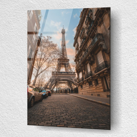 tablou din sticla acrilica Paris Morning cu Eiffel Tower intre cladiri si strada cu piatra cubica [2]