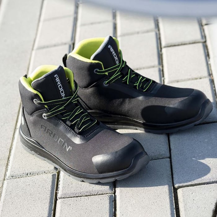 Bocanci de protecție S1 vs S3 – Diferențe, avantaje și cum alegi | ROSAFE