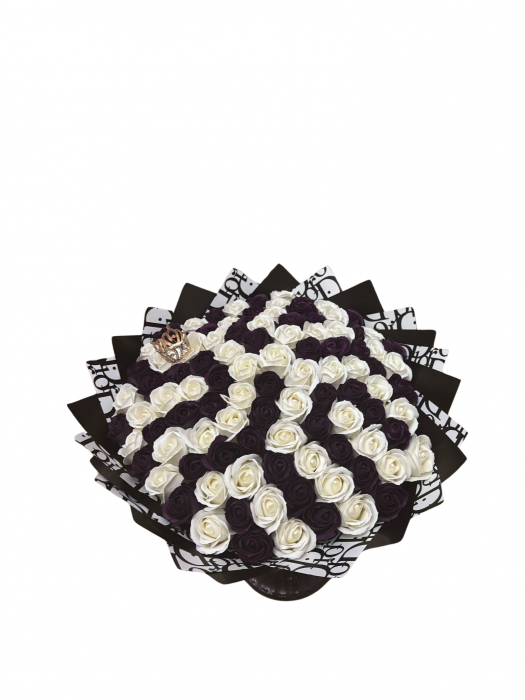 Buchet 101 trandafiri din sapun marsalla inchis si alb [1]