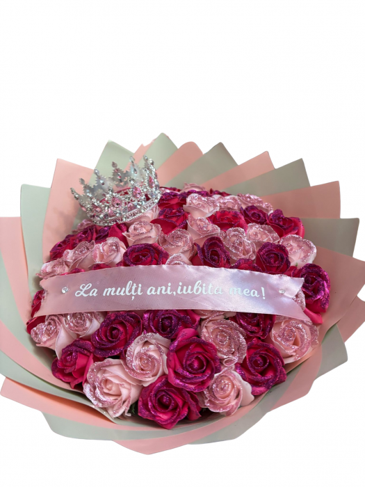 Buchet cu 57 de trandafiri de sapun ciclam si roz deschis [1]