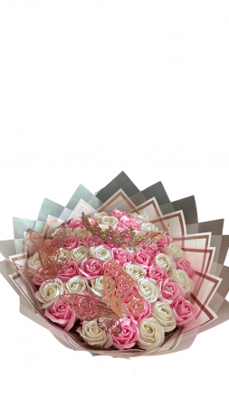 Produse - Buchet 51 trandafiri din sapun roz deschis si alb