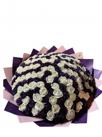 Buchete 201 trandafiri - Buchet 201 trandafiri de sapun marsalla inchis cu sclipici si alb