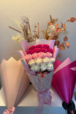 Mini buchete - Mini buchet cu 18 trandafiri